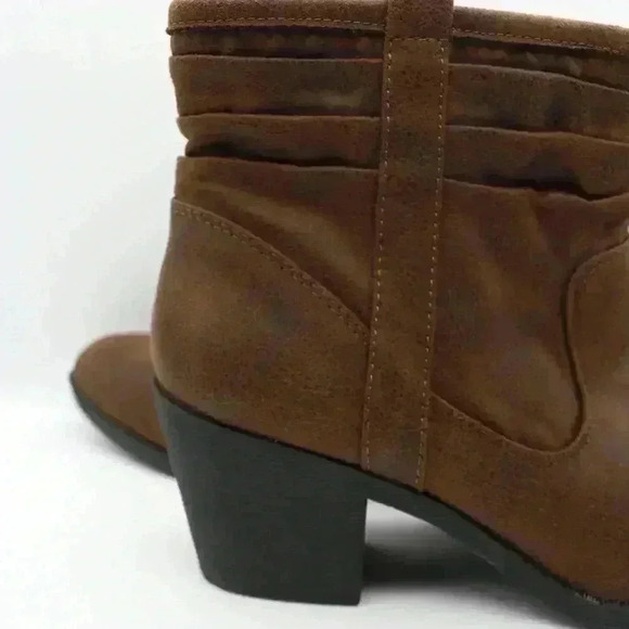 ANKLE BOOTS SIZE 7M ARIZONA WOMENS BOOTIE, BROWN MEMORY FOAM, BLOCK HEEL - Picture 3 of 10